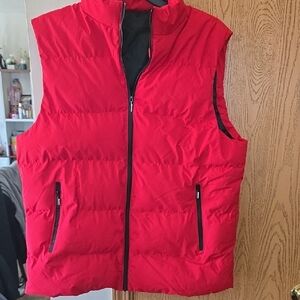 SHEIN Men's Bold Red Puffer Vest
